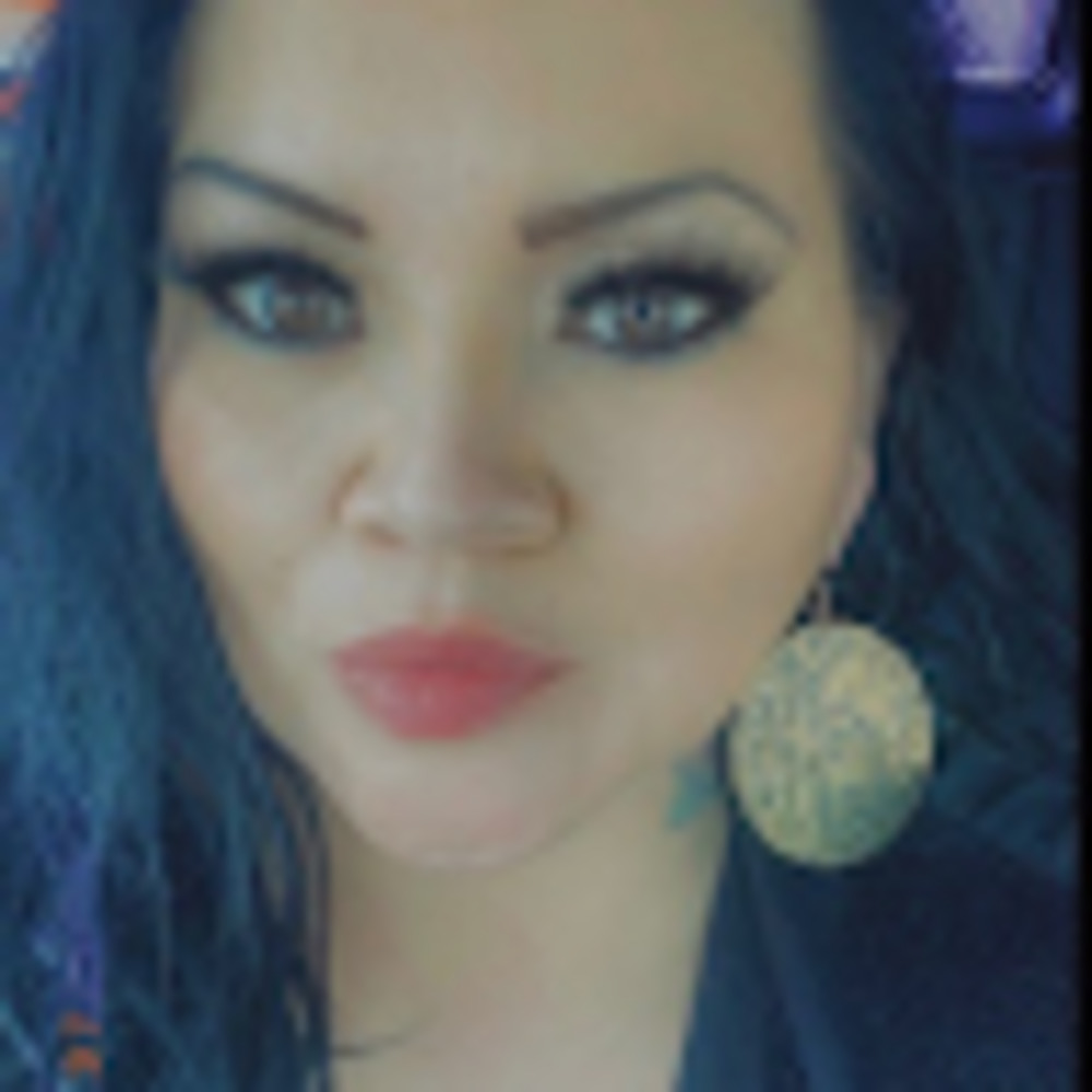 Meet your Posher, Dayna